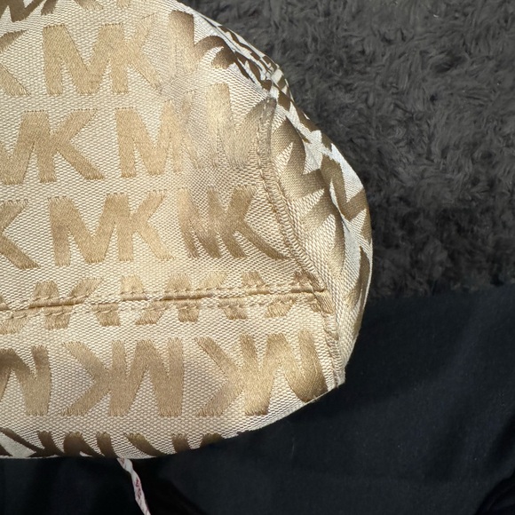 Michael Kors Beige Tall Canvas Signature Tote - Picture 10 of 12